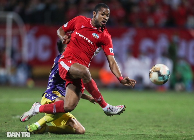 CLB Viettel nắm quyền tự quyết ở cuộc đua vô địch V-League 2020 - 2 CLB Viettel nắm quyền tự quyết ở cuộc đua vô địch V-League 2020 - 2