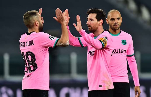 Sự xuống dốc đáng lo của siêu sao Lionel Messi - 1 Sự xuống dốc đáng lo của siêu sao Lionel Messi - 1