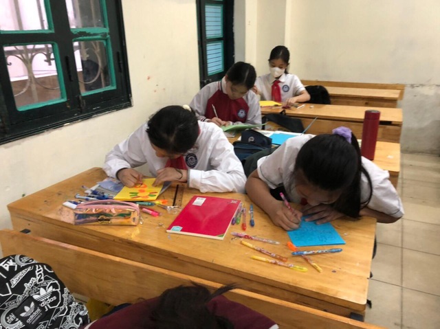 Hàng nghìn cánh hạc bay về vùng lũ miền Trung - 2 Hàng nghìn cánh hạc bay về vùng lũ miền Trung - 2