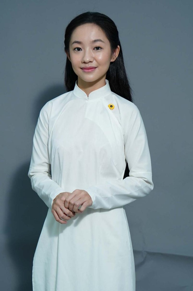 Lộ diện hai diễn viên vào vai người tình cố nhạc sĩ Trịnh Công Sơn - 3 Lộ diện hai diễn viên vào vai người tình cố nhạc sĩ Trịnh Công Sơn - 3