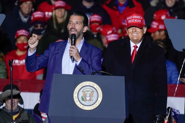 Con trai ông Trump kêu gọi “cuộc chiến tổng lực” chống gian lận bầu cử - 1 Con trai ông Trump kêu gọi “cuộc chiến tổng lực” chống gian lận bầu cử - 1