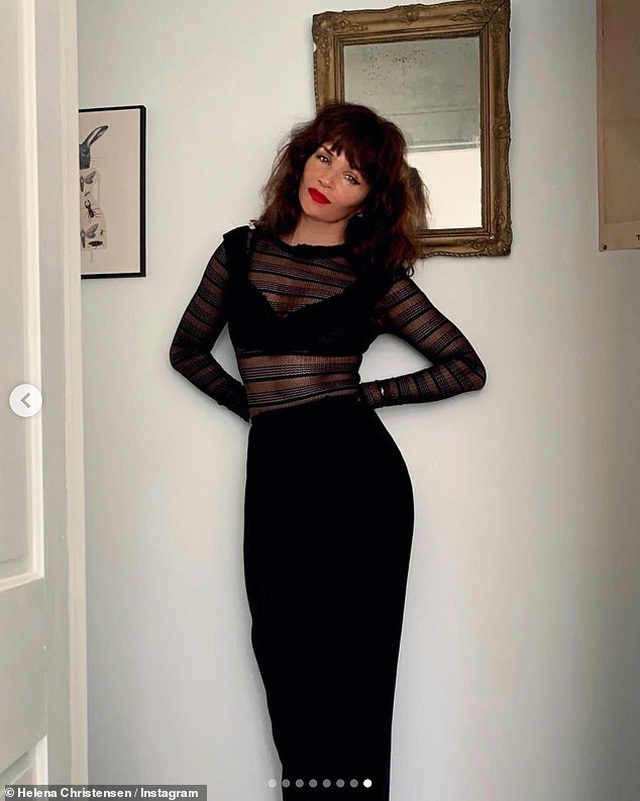 Ngưỡng mộ dáng vóc hoa hậu 52 tuổi Helena Christensen - 4 Ngưỡng mộ dáng vóc hoa hậu 52 tuổi Helena Christensen - 4