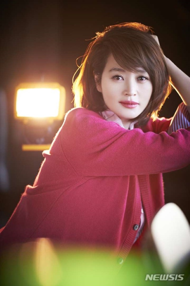 “Chị đẹp” Kim Hye Soo trải lòng về mối quan hệ đổ vỡ với mẹ ruột - 4 “Chị đẹp” Kim Hye Soo trải lòng về mối quan hệ đổ vỡ với mẹ ruột - 4