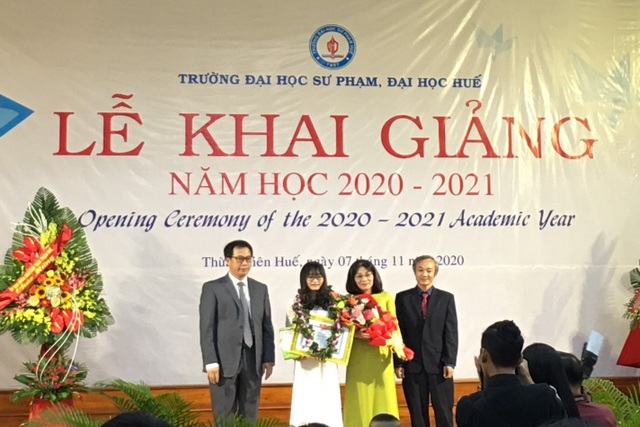 Nhiều trường ĐH, CĐ tại Huế đồng loạt khai giảng năm học mới - 2 Nhiều trường ĐH, CĐ tại Huế đồng loạt khai giảng năm học mới - 2