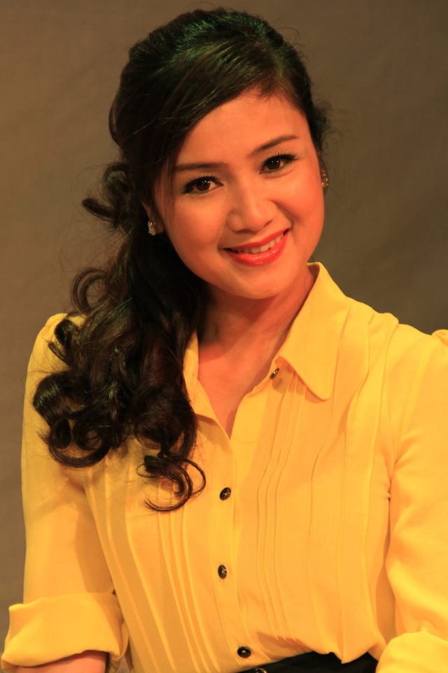 NSND Thu Hà được đồng nghiệp trầm trồ khen biểu tượng nhan sắc Việt - 9 NSND Thu Hà được đồng nghiệp trầm trồ khen biểu tượng nhan sắc Việt - 9