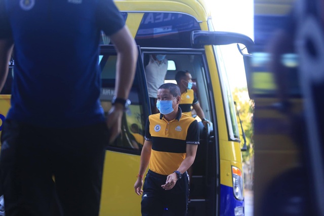 Thắng đậm Than Quảng Ninh, CLB Hà Nội về nhì tại V-League 2020 - 20 Thắng đậm Than Quảng Ninh, CLB Hà Nội về nhì tại V-League 2020 - 20