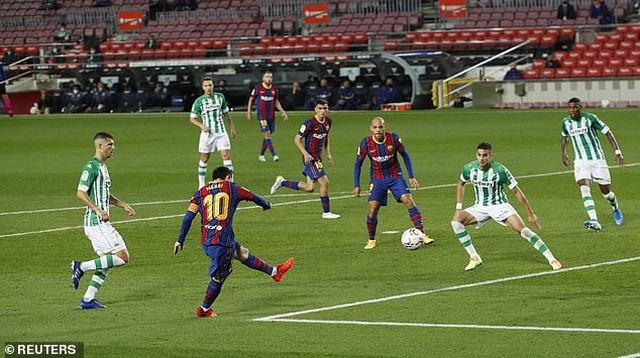 Messi lập cú đúp, Barcelona thắng đậm Real Betis - 11 Messi lập cú đúp, Barcelona thắng đậm Real Betis - 11