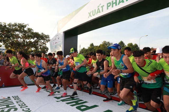 Hơn 7000 vận động viên tham gia giải “Mekong Delta Marathon” - 1 Hơn 7000 vận động viên tham gia giải “Mekong Delta Marathon” - 1