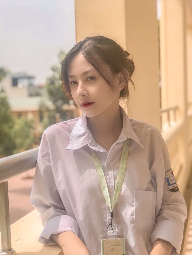 Những “nữ thần đồng phục” 10X xinh đẹp như hoa - 2 Những “nữ thần đồng phục” 10X xinh đẹp như hoa - 2