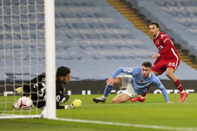 Man City 1-1 Liverpool: De Bruyne missed a penalty - 8