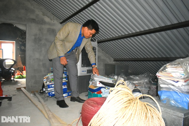 Readers Dan Tri Team Up to Build Houseboats in Quang Binh Navel Flood Region - 3