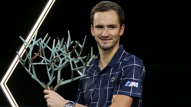 Daniil Medvedev giành cúp vô địch tại Paris Masters 2020 - 1 Daniil Medvedev giành cúp vô địch tại Paris Masters 2020 - 1