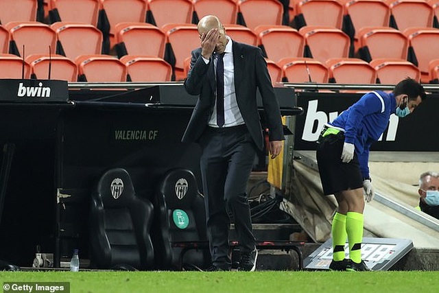 HLV Zidane nhận sai sau khi Real Madrid thua đậm Valencia - 3 HLV Zidane nhận sai sau khi Real Madrid thua đậm Valencia - 3