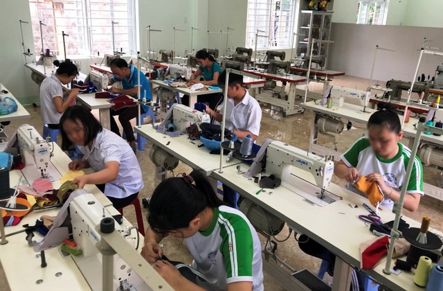 Quảng Ngãi: Dự chi 5,5 tỷ đồng hỗ trợ tiền ăn cho trẻ khuyết tật - 1 Quảng Ngãi: Dự chi 5,5 tỷ đồng hỗ trợ tiền ăn cho trẻ khuyết tật - 1