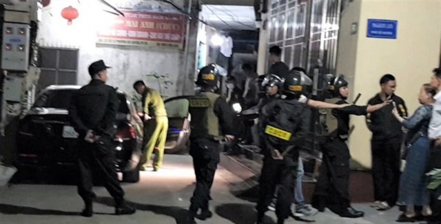Dùng trò bẩn, trùm tín dụng đen Chúc “Nhị” có cửa hưởng án treo? - 1 Dùng trò bẩn, trùm tín dụng đen Chúc “Nhị” có cửa hưởng án treo? - 1