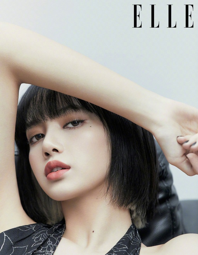 Mỹ nhân sở hữu gương mặt đẹp nhất châu Á Lisa khoe vai trần gợi cảm - 7 Mỹ nhân sở hữu gương mặt đẹp nhất châu Á Lisa khoe vai trần gợi cảm - 7