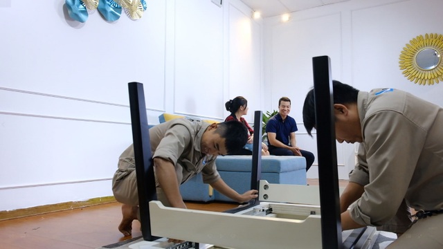 Sưởi ấm gia đình Việt với bàn ăn thông minh Luxfuni - 4 Sưởi ấm gia đình Việt với bàn ăn thông minh Luxfuni - 4