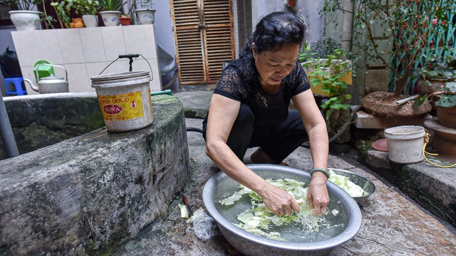 Mục sở thị giếng cổ có tuổi đời trăm năm giữa lòng Hà Nội - 3 Mục sở thị giếng cổ có tuổi đời trăm năm giữa lòng Hà Nội - 3