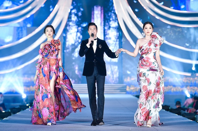 Former Miss, Finalist Overwhelmed 35 Contestants on Miss Vietnam Fashion Contest Night - 7