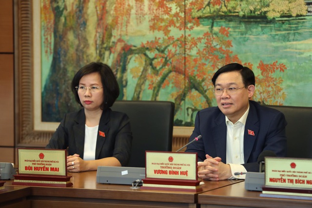 “Nhiều trường hợp để bảo vệ được cán bộ thì phải… làm trái luật!” - 2 “Nhiều trường hợp để bảo vệ được cán bộ thì phải… làm trái luật!” - 2