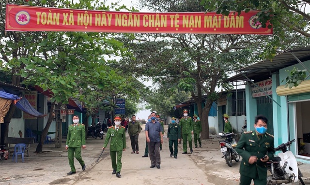 Nghệ An: 5 năm xử lý gần 500 đối tượng mại dâm - 3 Nghệ An: 5 năm xử lý gần 500 đối tượng mại dâm - 3