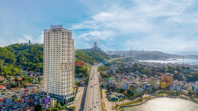 Cơ hội sở hữu căn hộ khách sạn cuối cùng tại Dự án Ramada Hotel Suites Halong Bay View - 3 Cơ hội sở hữu căn hộ khách sạn cuối cùng tại Dự án Ramada Hotel Suites Halong Bay View - 3