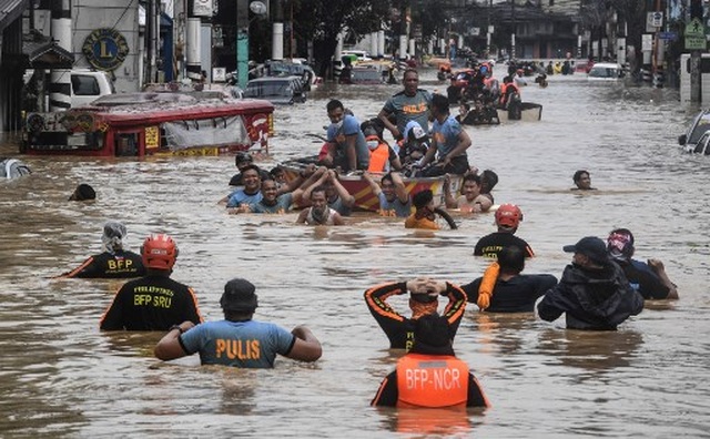 Typhoon Vamco swept the Philippines, Manila paralyzed in the 