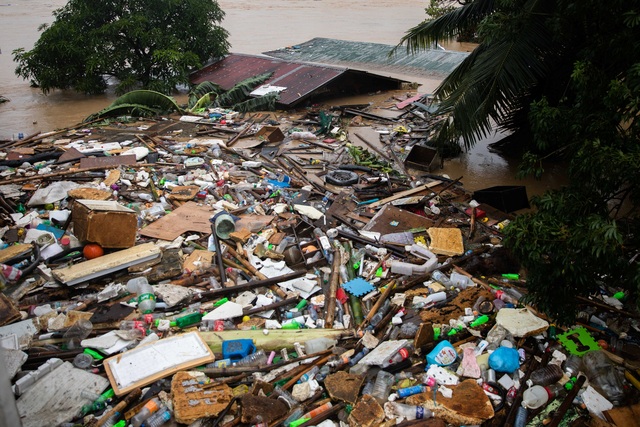 Typhoon Vamco swept the Philippines, Manila paralyzed in the 