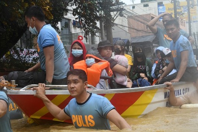 Typhoon Vamco swept the Philippines, Manila paralyzed in the 