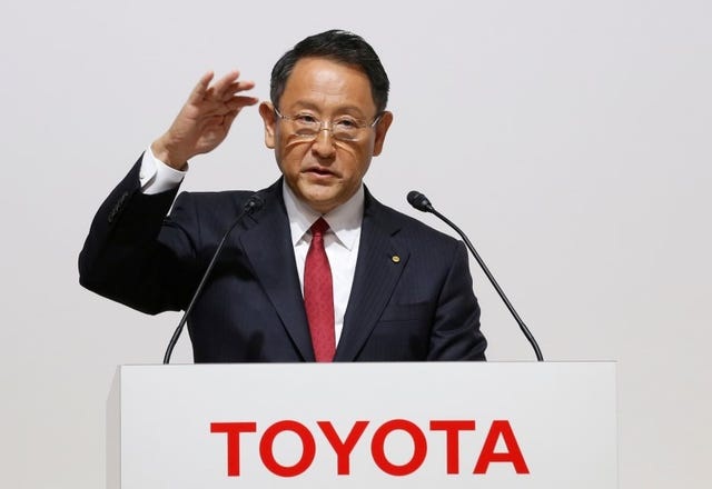Chủ tịch Toyota nói gì về Tesla? - 1 Chủ tịch Toyota nói gì về Tesla? - 1