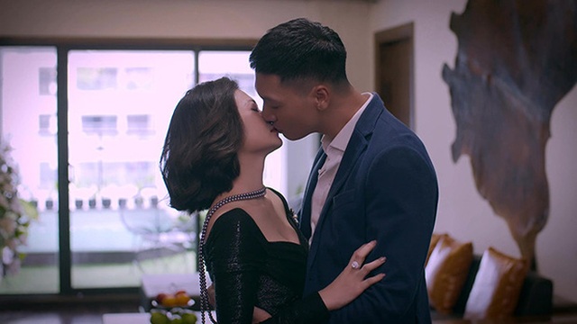 Mạnh Trường: “Tôi đi chơi đến 3 giờ sáng, vợ vẫn không một lời phàn nàn” - 2 Mạnh Trường: “Tôi đi chơi đến 3 giờ sáng, vợ vẫn không một lời phàn nàn” - 2