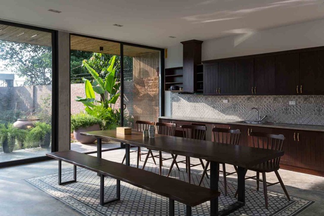 Choáng ngợp nhà vườn rộng 560m2 đẹp bình yên như làng quê Bắc Bộ thu nhỏ - 6 Choáng ngợp nhà vườn rộng 560m2 đẹp bình yên như làng quê Bắc Bộ thu nhỏ - 6
