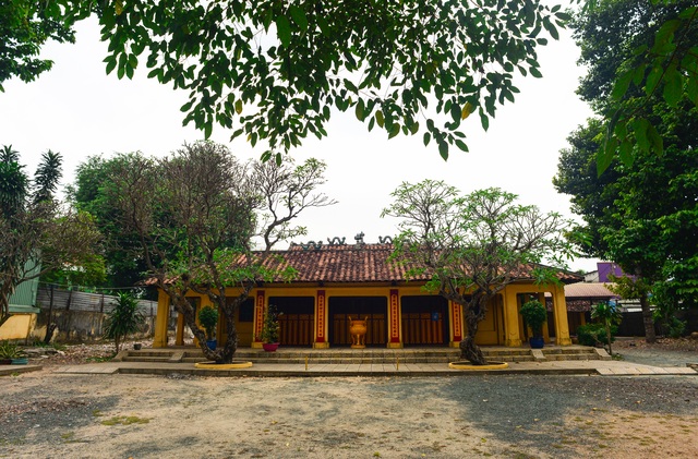 Đình Linh Đông.jpg Đình Linh Đông.jpg