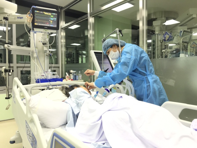 Chuyện của những y tá nghiệp dư nơi bệnh viện - 1 Chuyện của những y tá nghiệp dư nơi bệnh viện - 1