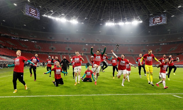 Xác định xong 4 đội bóng cuối cùng dự Euro 2021 - 12 Xác định xong 4 đội bóng cuối cùng dự Euro 2021 - 12