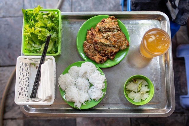 Đặc sản chả rươi độc lạ ở Việt Nam được báo nước ngoài khen hết lời - 6 Đặc sản chả rươi độc lạ ở Việt Nam được báo nước ngoài khen hết lời - 6