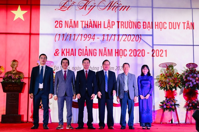Trường ĐH Duy Tân công bố thành lập 5 trường đào tạo - 1 Trường ĐH Duy Tân công bố thành lập 5 trường đào tạo - 1