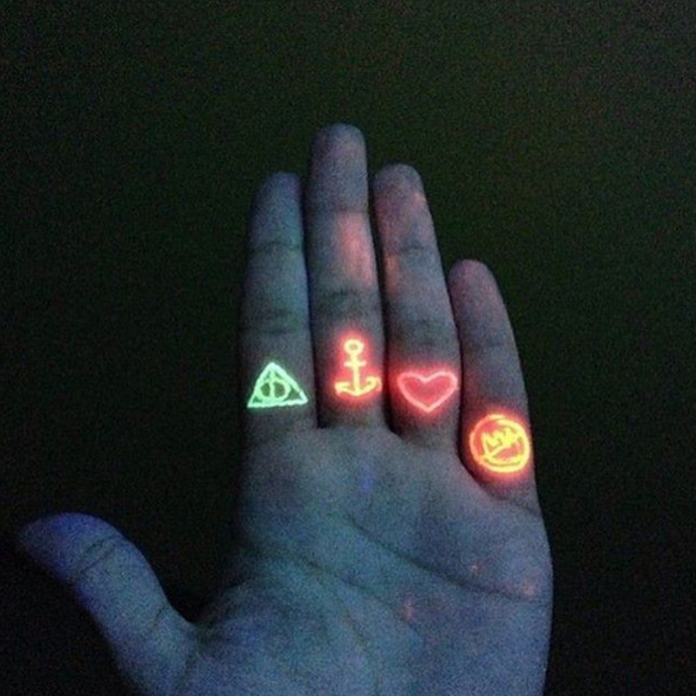 K tattoo  Xăm phản quang còn gọi là xăm UV được thực hiện  Facebook