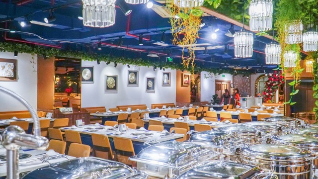 Tân Cảng Buffet - Buffet Cua Hải sản số 1 Hà Nội - 4 Tân Cảng Buffet - Buffet Cua Hải sản số 1 Hà Nội - 4