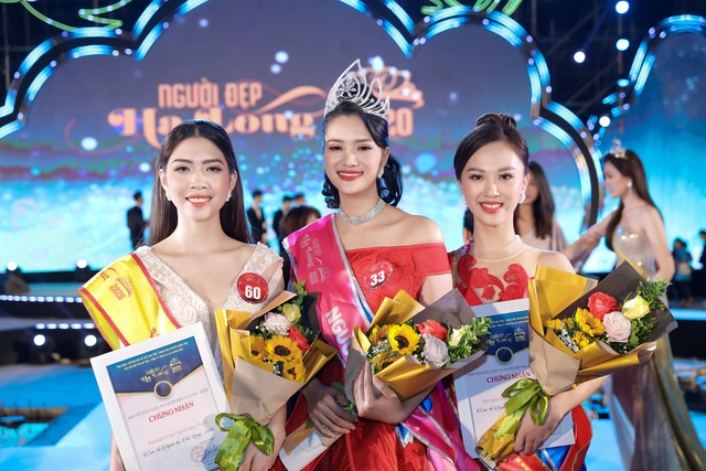 Trần Thị Mai đăng quang “Người đẹp Hạ Long 2020” - 1 Trần Thị Mai đăng quang “Người đẹp Hạ Long 2020” - 1