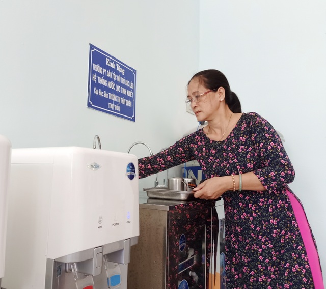 Chuyện cô giáo mua thuốc, lấy sữa của con cứu học trò qua cơn đói, bệnh tật - 5 Chuyện cô giáo mua thuốc, lấy sữa của con cứu học trò qua cơn đói, bệnh tật - 5