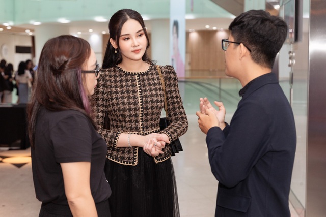 Cô giáo Ngân Anh đẹp thanh lịch trong sự kiện - 6 Cô giáo Ngân Anh đẹp thanh lịch trong sự kiện - 6