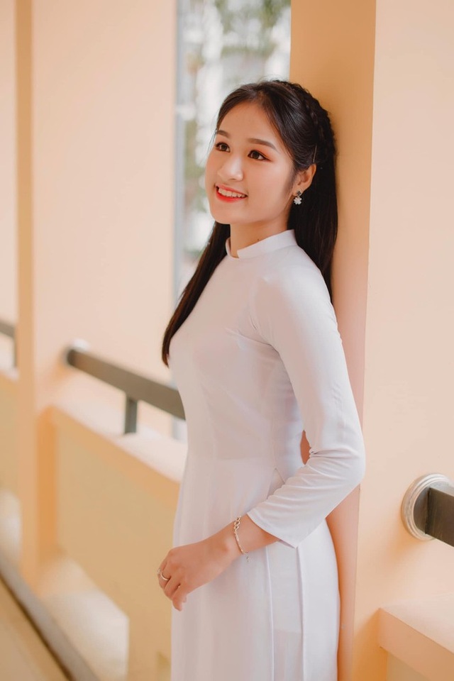 Xao xuyến với nữ sinh đa tài, năng động Học viện Báo chí và Tuyên truyền - 8 Xao xuyến với nữ sinh đa tài, năng động Học viện Báo chí và Tuyên truyền - 8