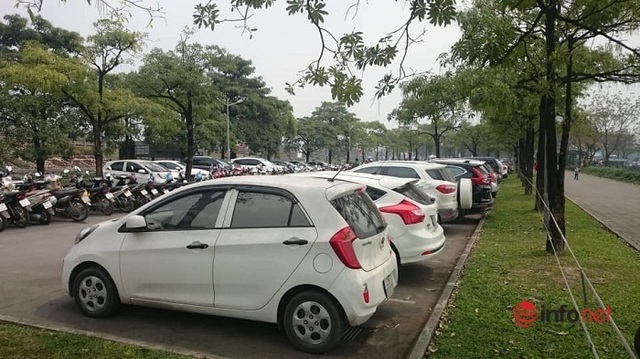 Ngân hàng rao bán combo 2 xe Camry kèm 1 bán tải chỉ 1 tỷ đồng - 1 Ngân hàng rao bán combo 2 xe Camry kèm 1 bán tải chỉ 1 tỷ đồng - 1