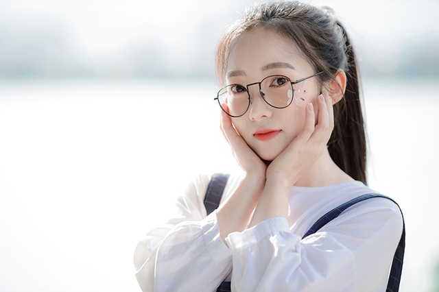 Cô giáo dạy Toán sở hữu nhan sắc xinh đẹp tựa nàng thơ - 11 Cô giáo dạy Toán sở hữu nhan sắc xinh đẹp tựa nàng thơ - 11