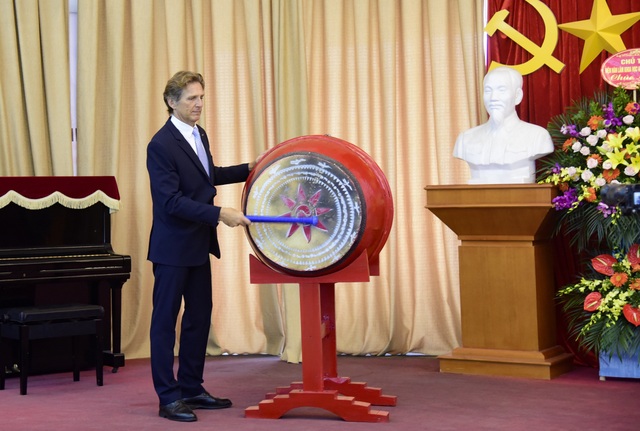 Trường ĐH Khoa học và Công nghệ Hà Nội khai giảng năm học mới - 2 Trường ĐH Khoa học và Công nghệ Hà Nội khai giảng năm học mới - 2