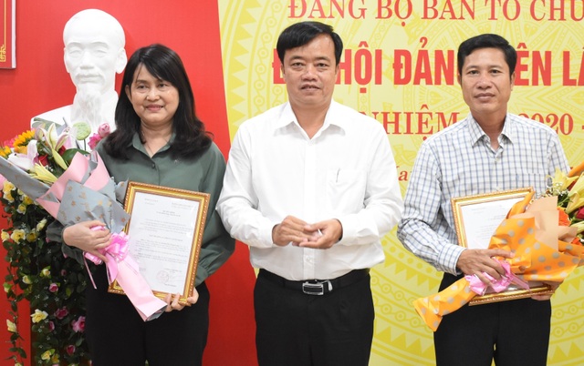 Cà Mau điều động, bổ nhiệm nhiều cán bộ chủ chốt sau Đại hội Đảng - 1 Cà Mau điều động, bổ nhiệm nhiều cán bộ chủ chốt sau Đại hội Đảng - 1