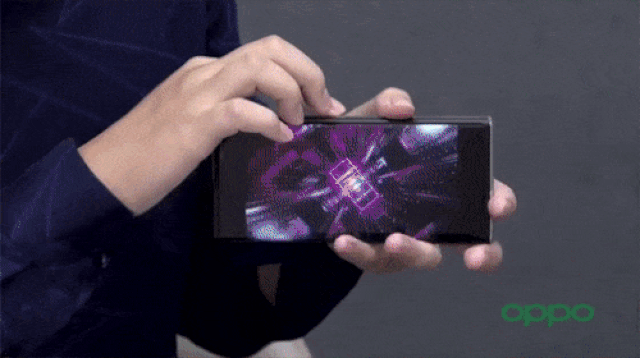 Cận cảnh chiếc smartphone màn hình cuộn đầu tiên trên thế giới - 2