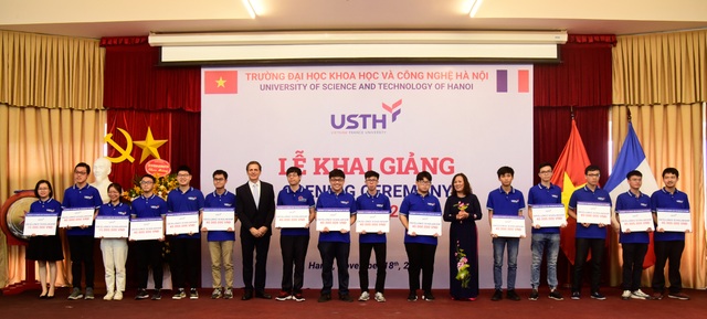Trường ĐH Khoa học và Công nghệ Hà Nội khai giảng năm học mới - 3 Trường ĐH Khoa học và Công nghệ Hà Nội khai giảng năm học mới - 3