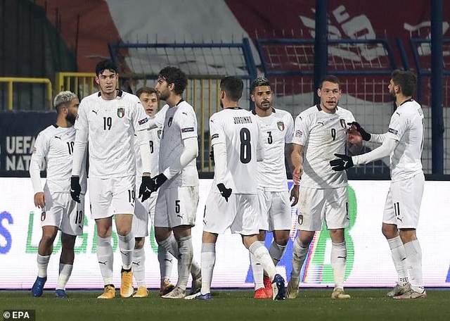 Italia vượt qua Hà Lan để giành vé vào bán kết UEFA Nations League - 2 Italia vượt qua Hà Lan để giành vé vào bán kết UEFA Nations League - 2